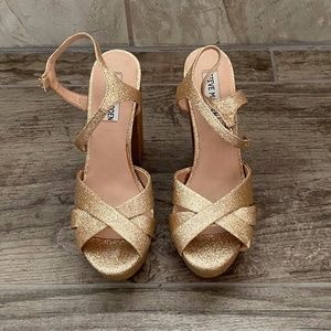 Gold Sparkle Steve Madden Heel